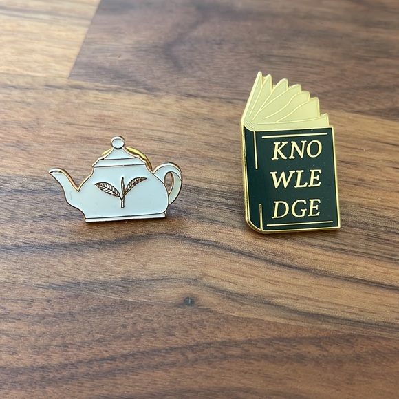 Pin Party - Picture 3 of 6